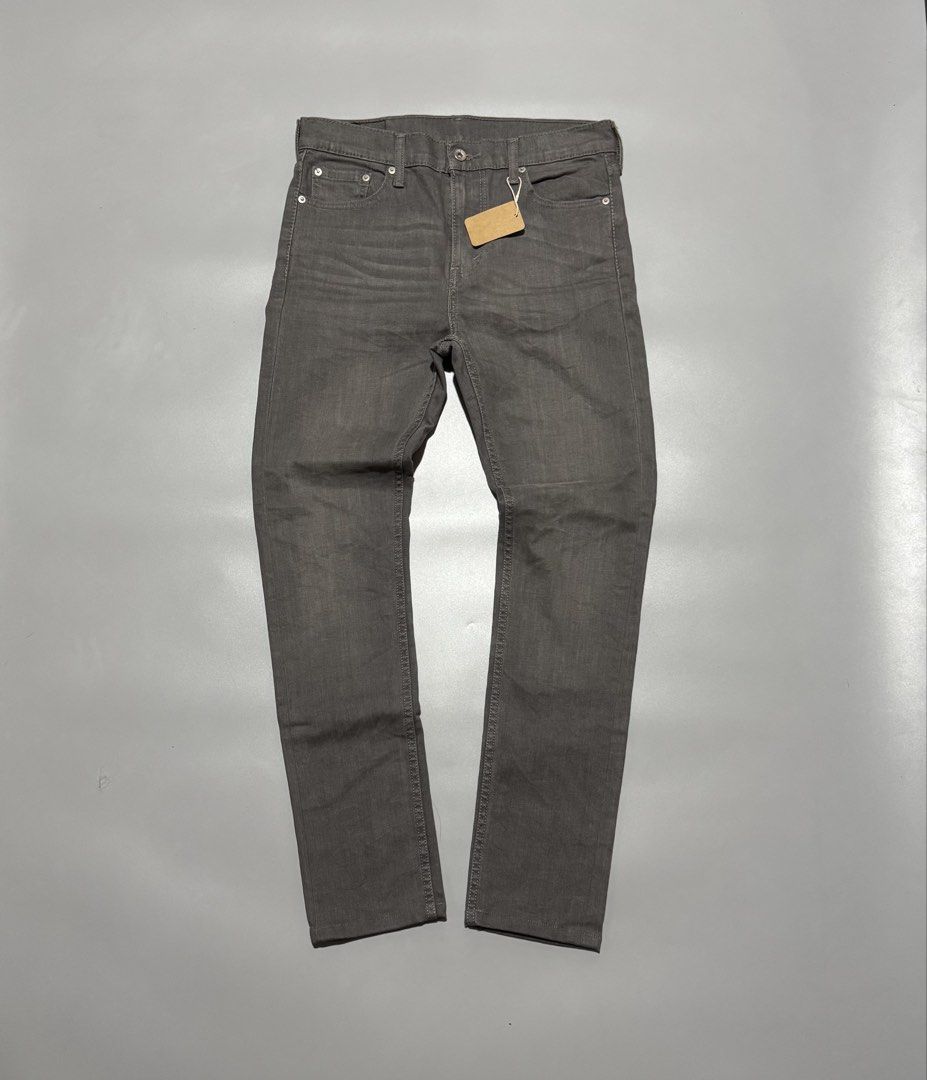 LEVIS BLANK TAB (Category: Jeans) located in Cebu City. Submitted by queencitygrailz (Listing ID 1462314892, Image 1). Description: LEVIS BLANK TAB - Size 30 Length: 41 Hem: 7 📩 .