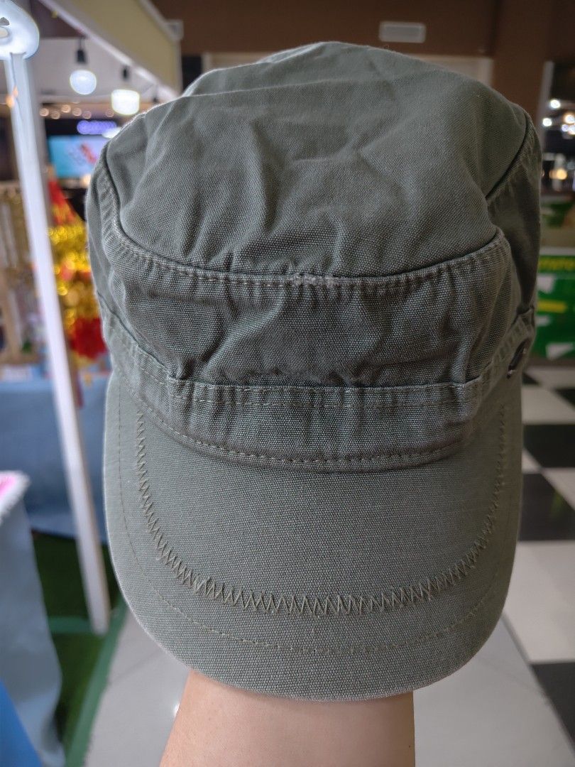 Levis cap (Category: Caps & Hats) located in Tacloban City. Submitted by barbzdeguzman2026 (Listing ID 1462350939, Image 1). Description: .