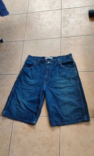 (Category: ) located in . Submitted by znivvthrift (Listing ID 1462302675, Image 1). Description: .