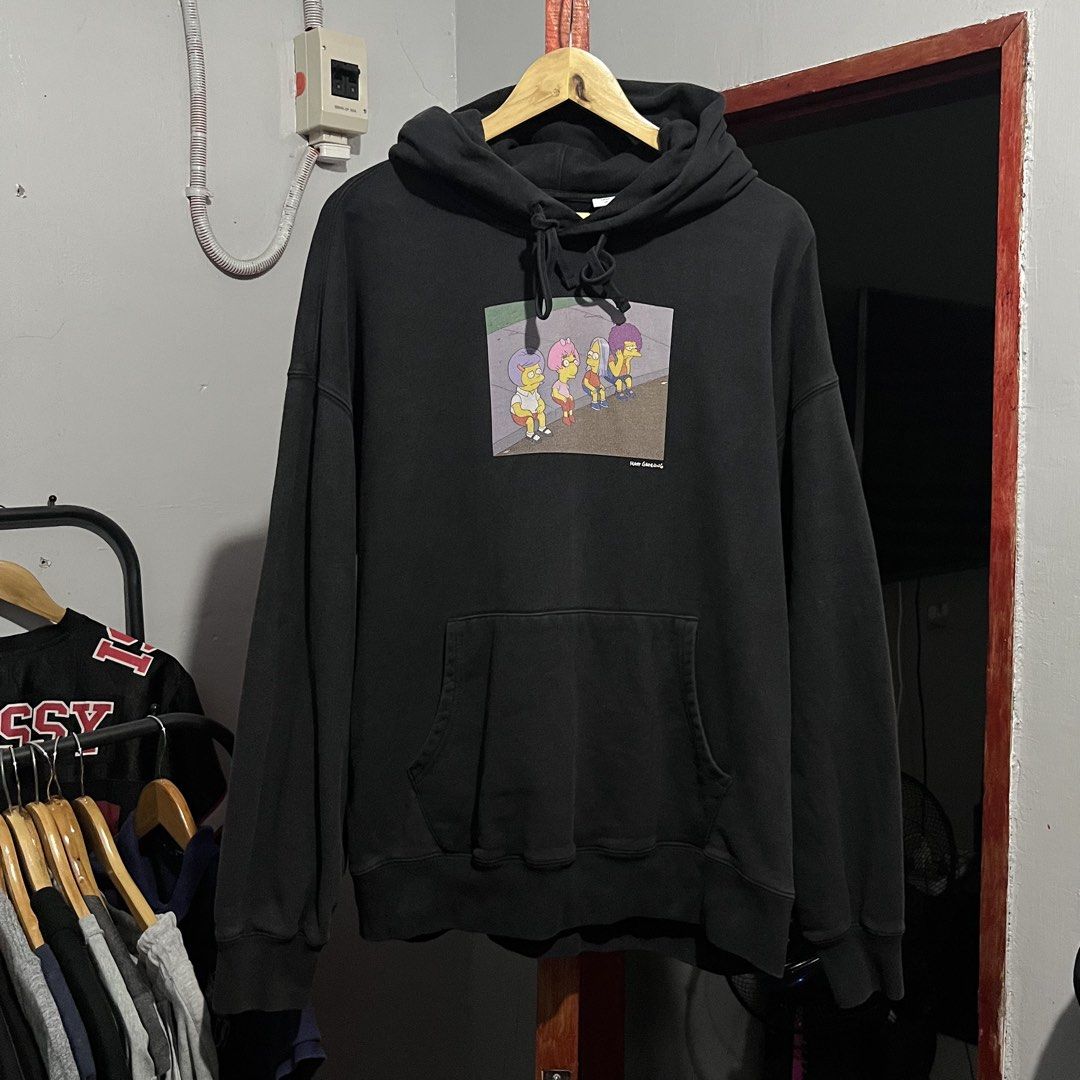 Levis x The Simpsons Hoodie (Category: Hoodies) located in Davao. Submitted by lwnfits (Listing ID 1462425863, Image 2). Description: Levis x The Simpsons Hoodie Vgood UC Dimensions: Width: 24 Length: 27 Boxy fit Issue/s: Signs of use, glue residue on hem Price: 880 + shipping .