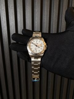 (Category: ) located in . Submitted by watchesbyalif (Listing ID 1462325911, Image 1). Description: .