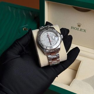 (Category: ) located in . Submitted by watchesbyalif (Listing ID 1462324340, Image 1). Description: .
