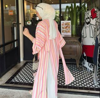 (Category: ) located in . Submitted by orkedboutique (Listing ID 1462269433, Image 1). Description: .