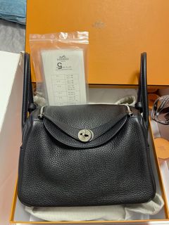 （分類：）位於 。 由 lov.fov.fashion 提交（商品編號 1461264447，圖片 1）。簡介： 。