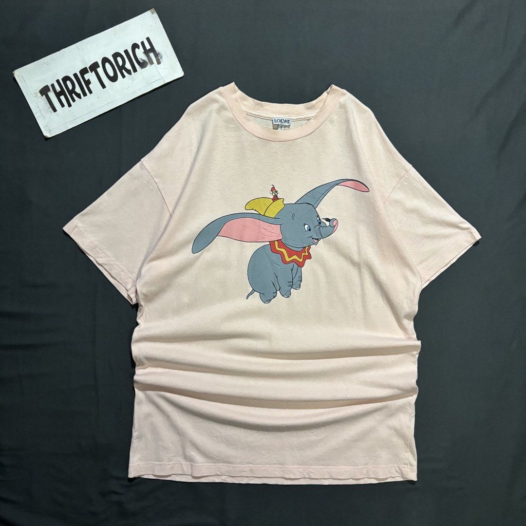 LOEWE SHIRT (Category: Tshirts & Polo Shirts ) located in Taytay. Submitted by dwinsapparel (Listing ID 1462371198, Image 1). Description: LOEWE SHIRT W-20.5 L-29 EXCELLENT CONDITION NEED WASH COMPLETE TAGS.