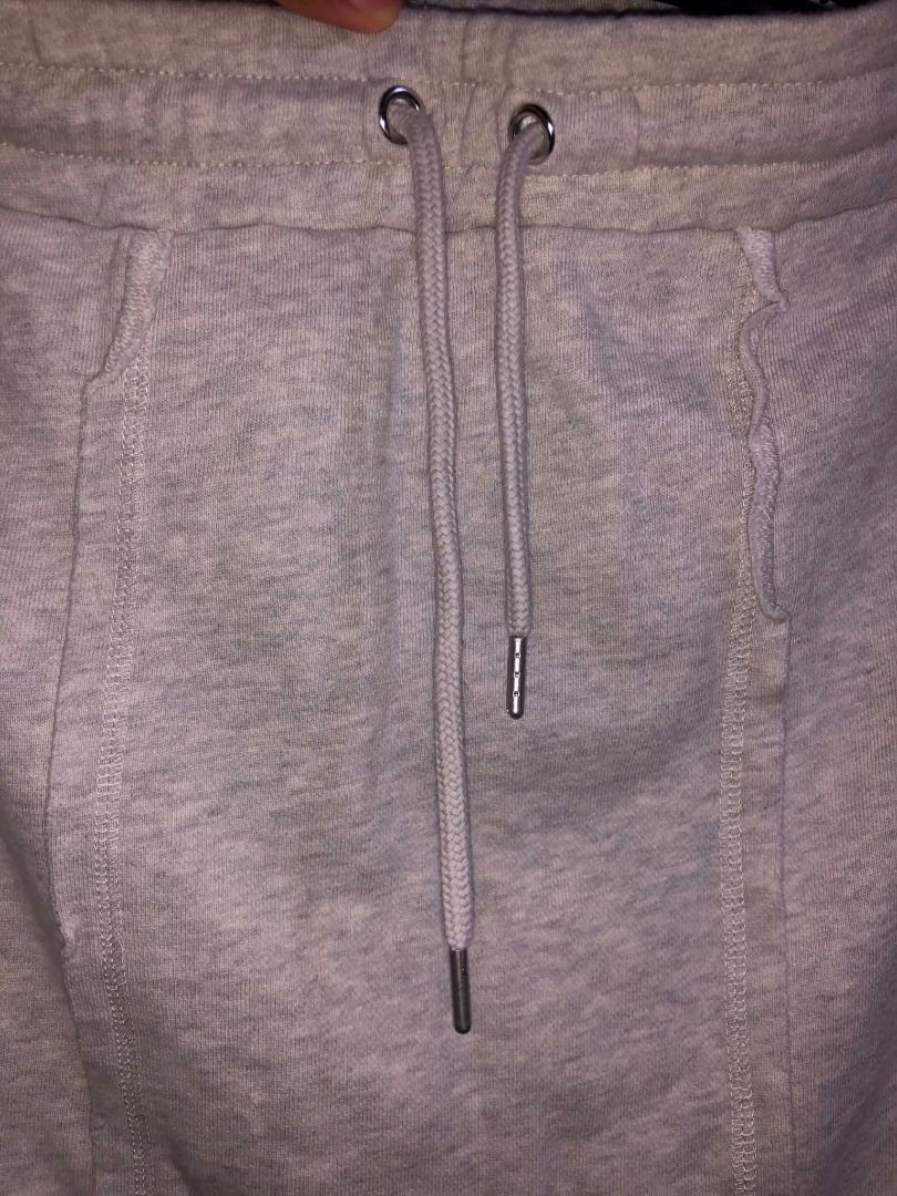 LONG GRAY SWEAT SKIRT (Category: Skirts) located in Caloocan City. Submitted by warmfalcon.74f8b8 (Listing ID 1462300157, Image 2). Description: LONG GRAY SWEAT SKIRT COTTON MEDIUM TO LARGE 199 + SF .