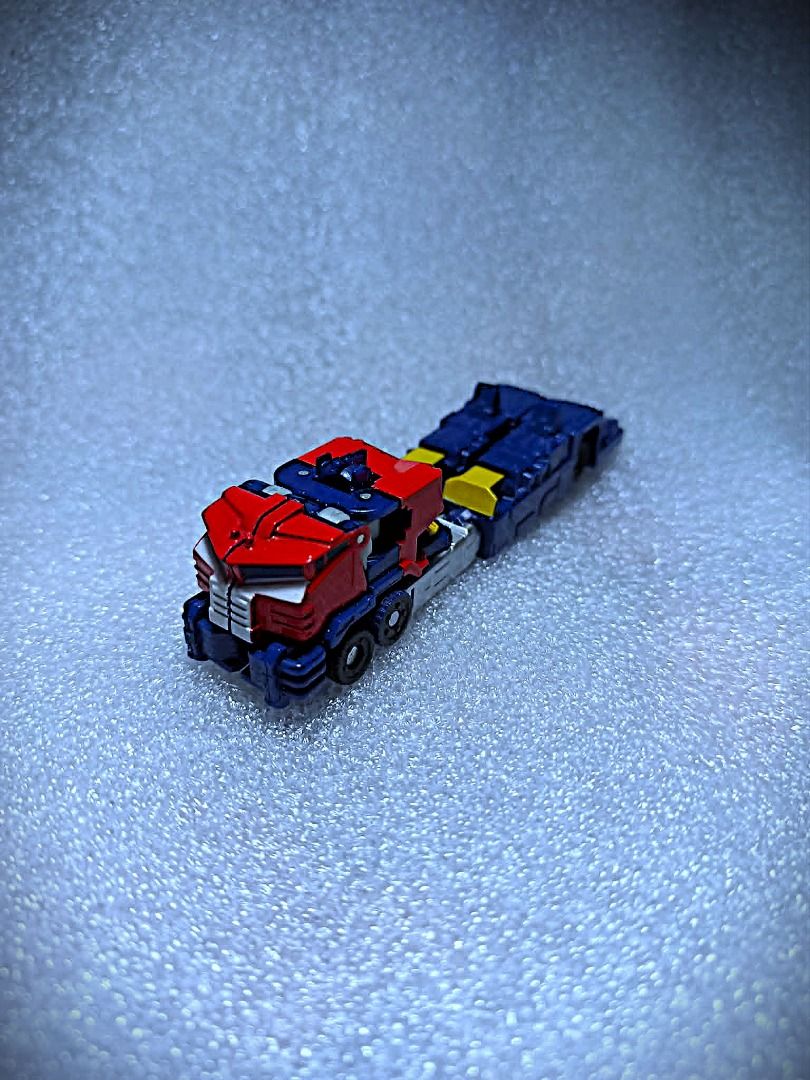 Loose CYBERVERSE LEGEND CLASS TRANSFORMERS Decepticon Hasbro (Category: Action & Battle Toys) located in Pasay City. Submitted by Chariselyn (Listing ID 1462411780, Image 2). Description: Loose CYBERVERSE LEGEND CLASS TRANSFORMERS (600+sf) Decepticon Hasbro OPTIMUS PRIME RED OPTIMUS PRIME BLACK MOTORMASTER HOTSPOT ROADBUSTER Scale: 3.5 inches Stock: 1 Condition: 10/10 Issues: 0 Mode of Payment: GCash or through your rider Shipping options: Paymen