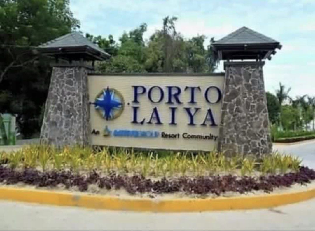 Lot for Sale (Category: Lot) located in Bacoor. Submitted by ireene2026 (Listing ID 1462402203, Image 2). Description: Owner here! For sale lot with a total area of 267 sqm. located at Porto Laiya, San Juan, Batangas at Php 25k per sqm (still negotiable) Clean title and Updated RPT and association dues.