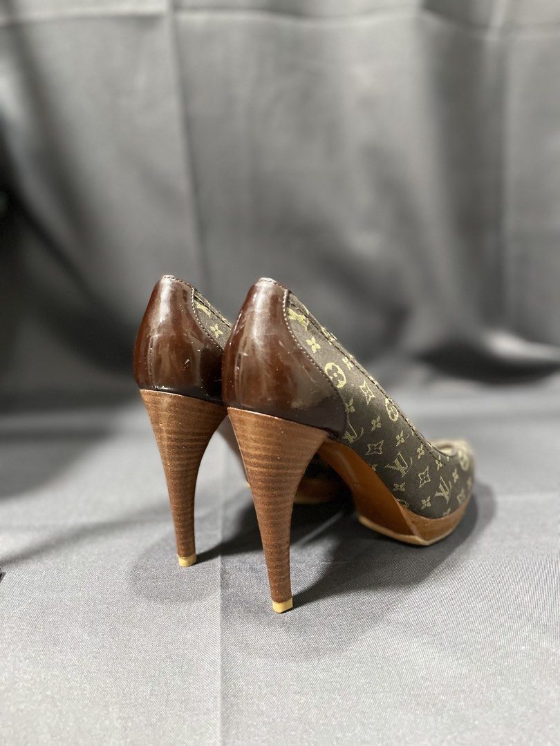 Louis Vuitton Monogram Idylle Romance peep-toe pumps (Category: Sneakers & Footwear) located in Davao. Submitted by lwky_thrift (Listing ID 1462439740, Image 3). Description: Louis Vuitton Monogram Idylle Romance peep-toe pumps Authentic With Certificate Of Authenticity Good Condition Size: 37 Kindly Check The Attached Photos.