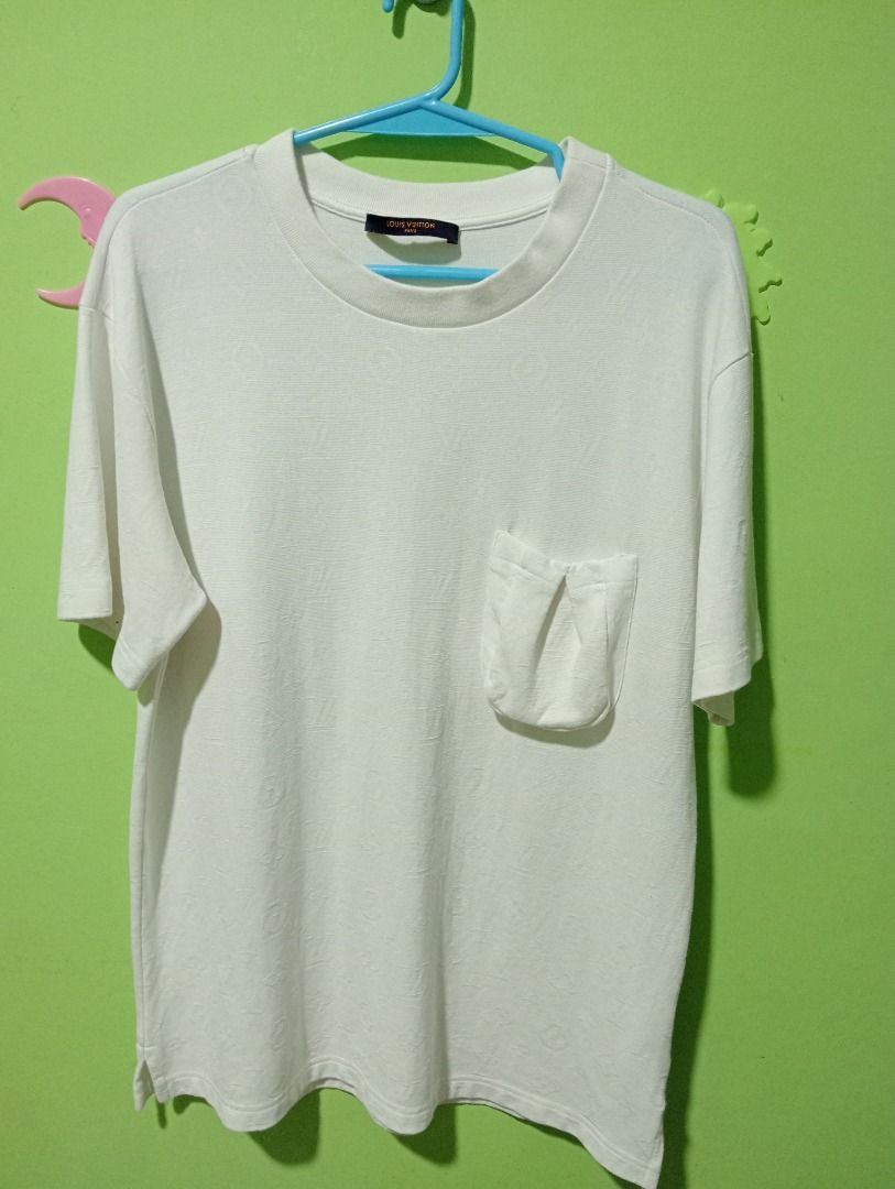 Louis vuitton pocket tee monogram (Category: Luxury Apparel) located in Caloocan City. Submitted by yazzielux (Listing ID 1462431398, Image 1). Description: LV monogram pocket tee .
