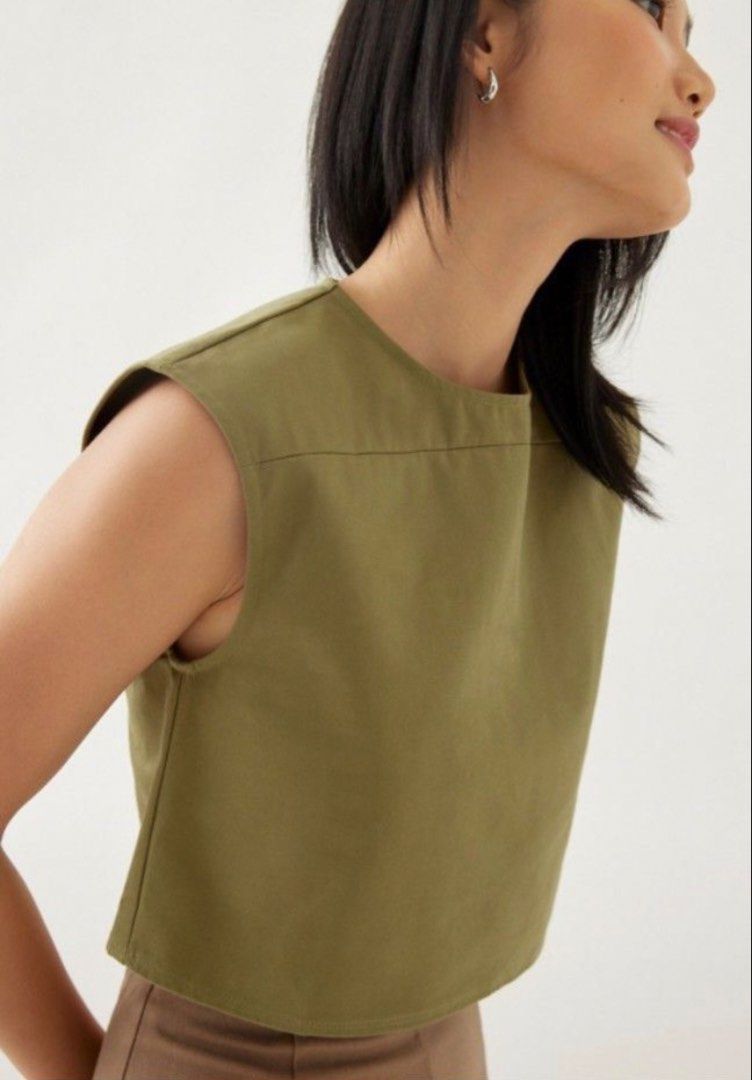 Love Bonito Olive Green Blouse (Category: Blouses) located in Taguig. Submitted by house_of_petite (Listing ID 1462429234, Image 2). Description: Still in great condition. Seldom used.