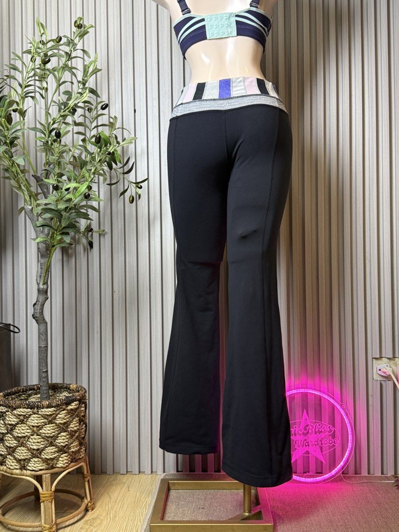 Lululemon Flare Pants LL70 (Category: Activewear) located in Naga. Submitted by ubi04 (Listing ID 1462309538, Image 2). Description: .