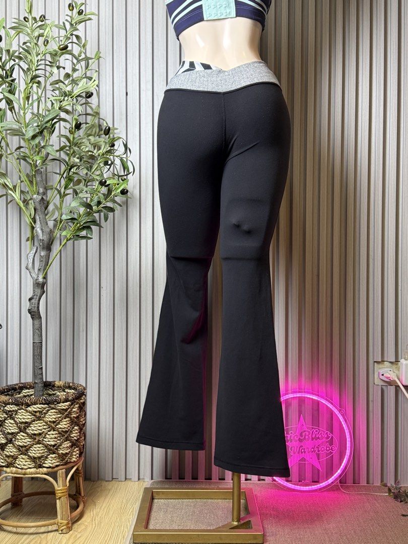 Lululemon Flare Pants LL77 (Category: Activewear) located in Naga. Submitted by ubi04 (Listing ID 1462323508, Image 2). Description: .