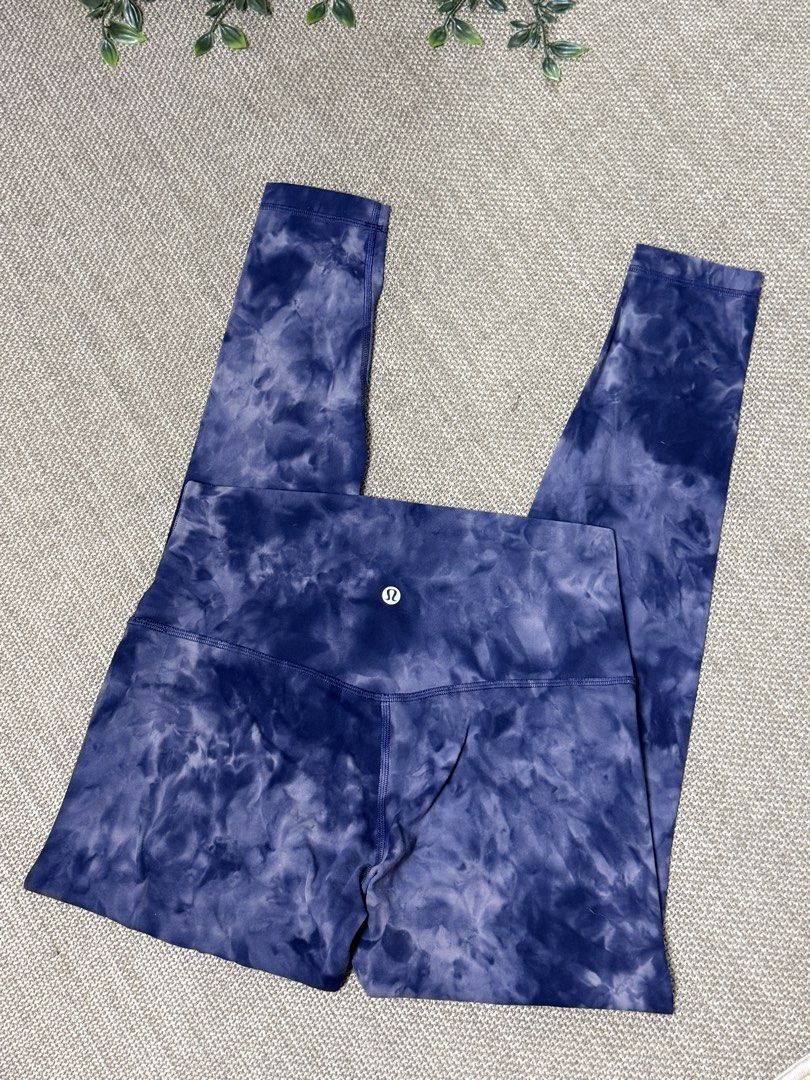 Lululemon LL02 (Category: Activewear) located in Naga. Submitted by ubi04 (Listing ID 1462286237, Image 2). Description: .
