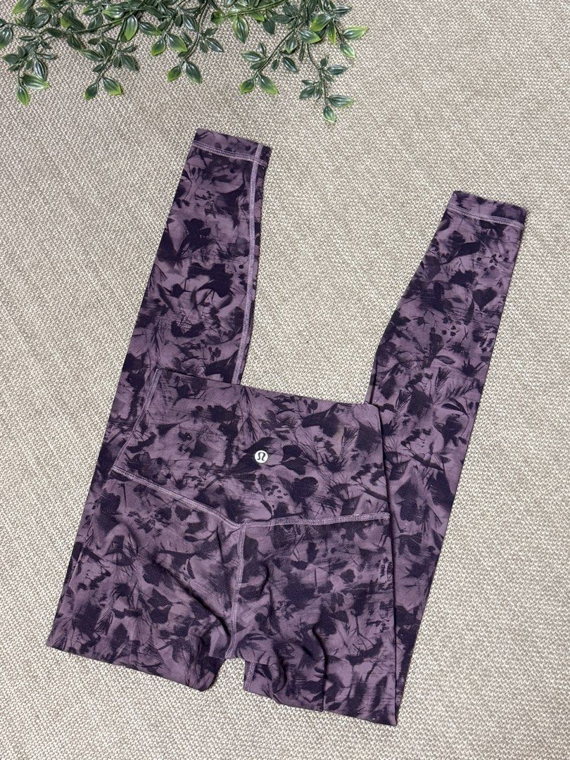 Lululemon LL13 (Category: Activewear) located in Naga. Submitted by ubi04 (Listing ID 1462292342, Image 2). Description: .