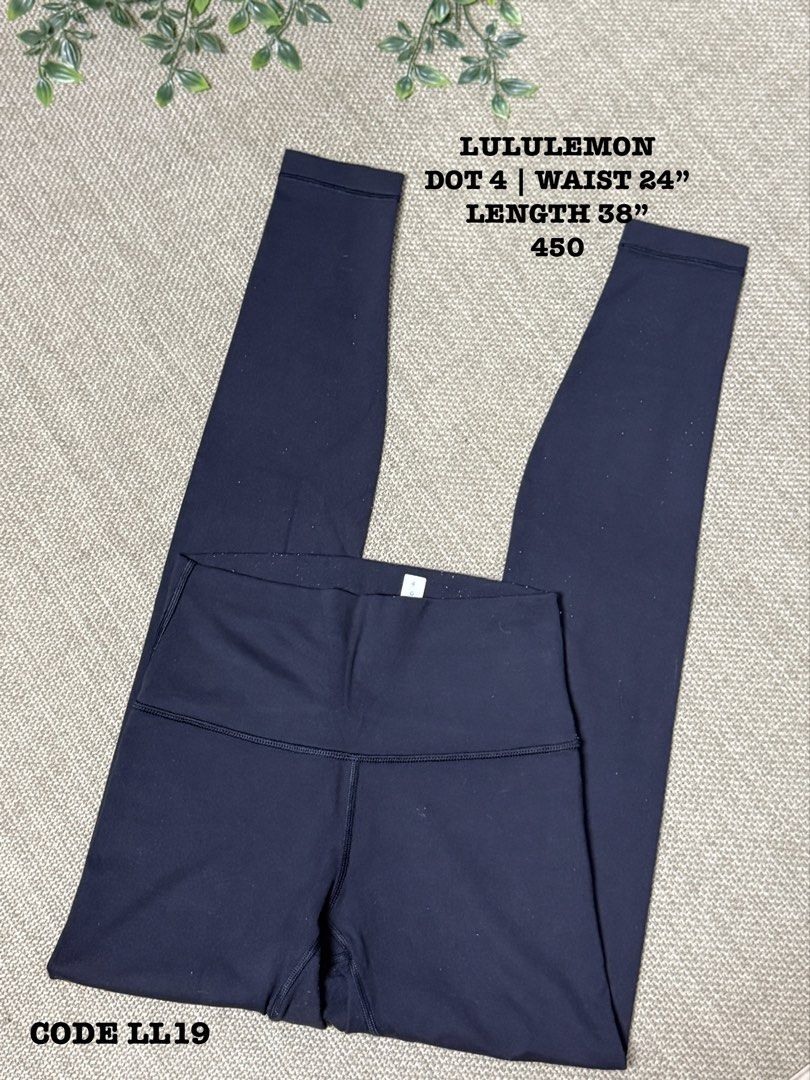 Lululemon LL19 (Category: Activewear) located in Naga. Submitted by ubi04 (Listing ID 1462293636, Image 1). Description: With minimal flaw moles, zoom in (natatanggal pa).
