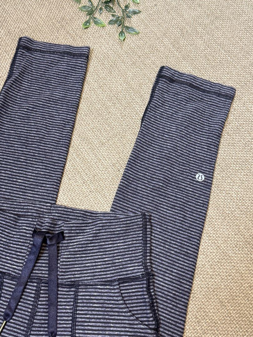 Lululemon LL52 (Category: Activewear) located in Naga. Submitted by ubi04 (Listing ID 1462300389, Image 3). Description: .
