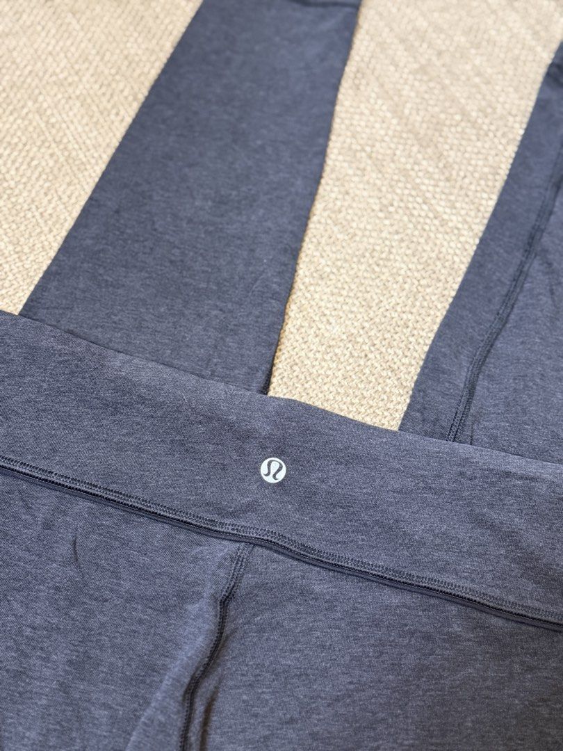 Lululemon LL67 (Category: Activewear) located in Naga. Submitted by ubi04 (Listing ID 1462308271, Image 3). Description: .