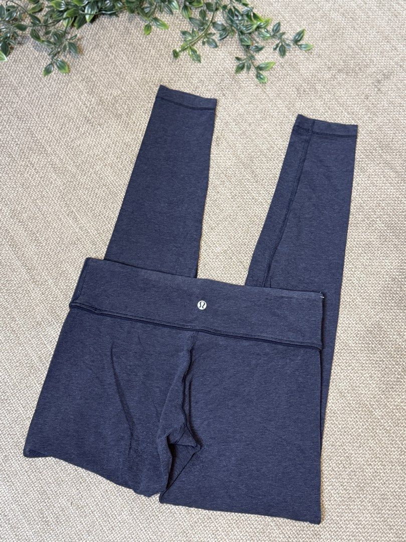Lululemon LL67 (Category: Activewear) located in Naga. Submitted by ubi04 (Listing ID 1462308271, Image 2). Description: .