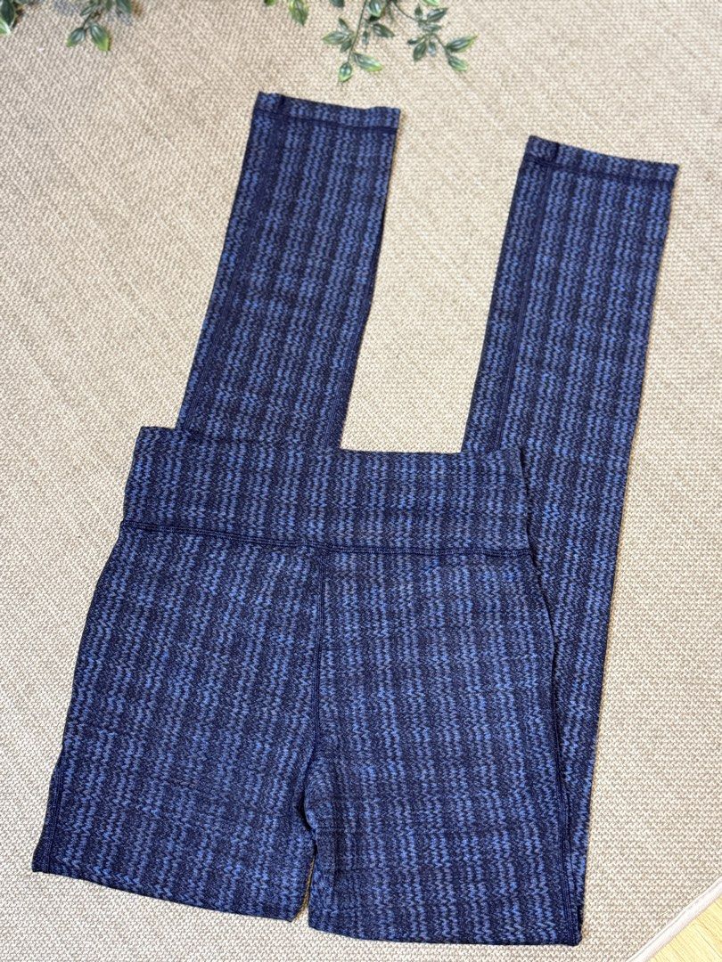 Lululemon Pants LL61 (Category: Activewear) located in Naga. Submitted by ubi04 (Listing ID 1462306690, Image 2). Description: .