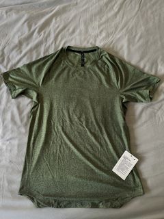 (Category: ) located in . Submitted by alabang__thrift (Listing ID 1462309180, Image 1). Description: .