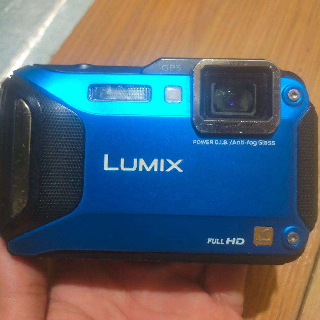 Lumix dmc ft6 (unit only) (Category: Cameras) located in Manila. Submitted by cosmic.hanni.cap (Listing ID 1462262021, Image 1). Description: - Unit only - Point and Shoot - Can be used underwater - Shockproof - Dm me for sample photos! - Nego for sure buyer!.
