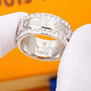 （分類：）位於 。 由 kolipdraev65656 提交（商品編號 1462290863，圖片 1）。簡介： 。