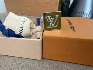 （分類：）位於 。 由 jf118 提交（商品編號 1462365317，圖片 1）。簡介： 。
