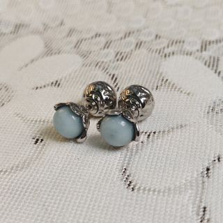 (Category: ) located in . Submitted by prelovedjewelries (Listing ID 1462301452, Image 1). Description: .