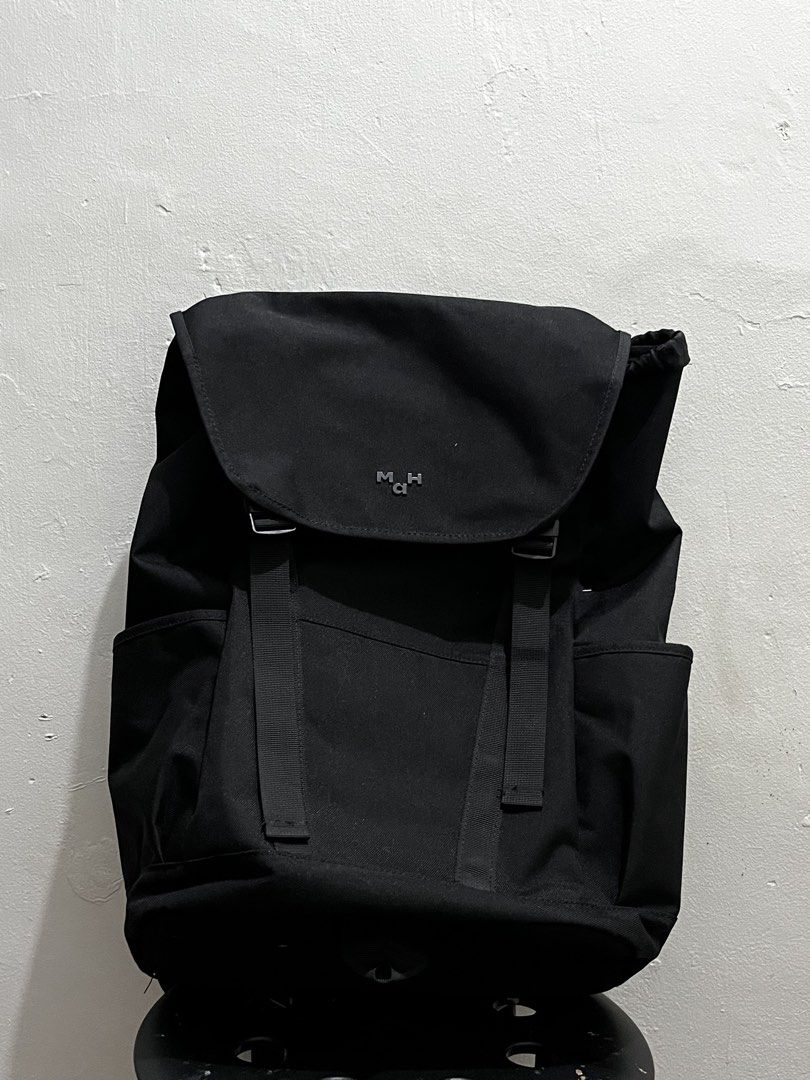 MAH Backpack Black 30L (Category: Backpacks) located in Mandaluyong City. Submitted by kate04ash (Listing ID 1462428222, Image 1). Description: Size: 30L orig price: 2k plus Loc: Mandaluyong📍.
