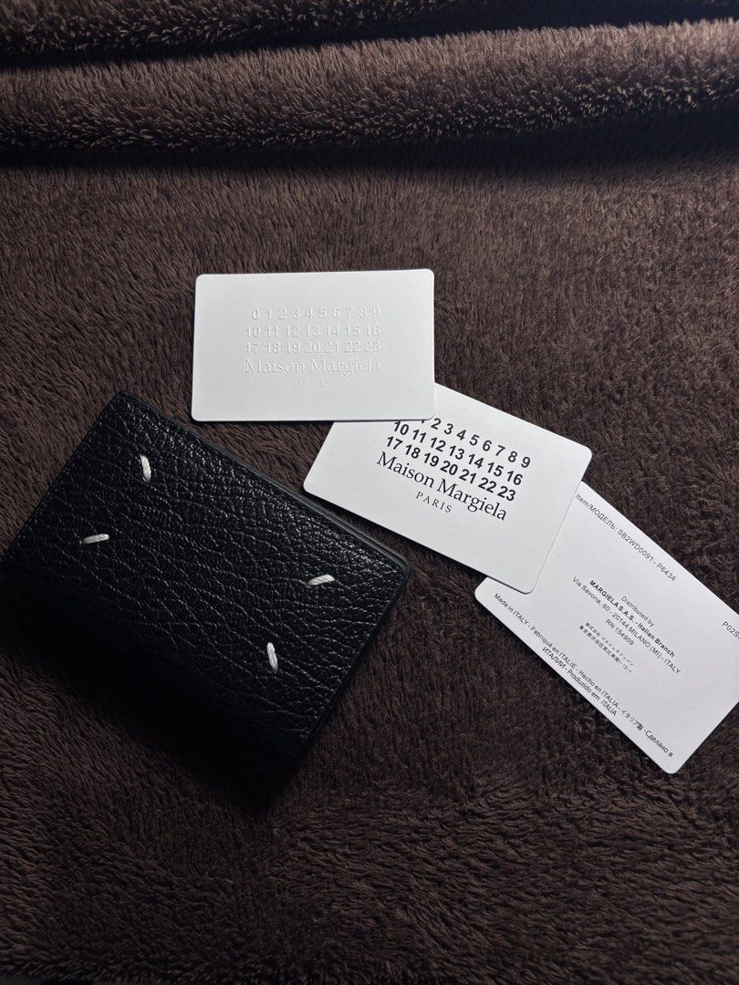 Maison Margiela Wallet (Category: Luxury Bags & Wallets) located in Manila. Submitted by jc.delacruz (Listing ID 1462355439, Image 1). Description: Maison Margiela Four Stitches Wallet ₱3,500 (from ₱5,000) RFS: Need funds Loc: Sampaloc, Manila.