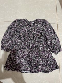 (Category: ) located in . Submitted by twogirlsapparel (Listing ID 1462403007, Image 1). Description: .