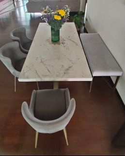 (Category: ) located in . Submitted by mom_expat (Listing ID 1462265601, Image 1). Description: .