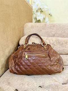(Category: ) located in . Submitted by getintoelcloset (Listing ID 1462287532, Image 1). Description: .