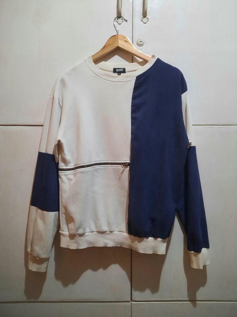 MARKUS 'DENIM PATCHWORK' LONGSLEEVE SWEATER (Category: Coats, Jackets and Outerwear) located in Manila. Submitted by ako.si.lemmor (Listing ID 1462305738, Image 1). Description: This is authentic and personal use. Dimes: 19.5X26.5 (M) Color rate: 8.5/10 Issue: Color fade, dirty white parts Ship at your own cost or pickup Mandaluyong..