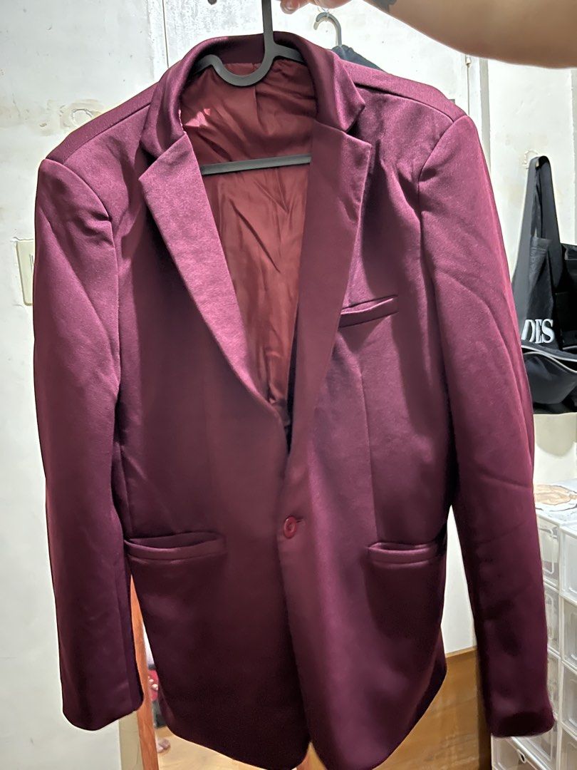 Maroon Blazer (Category: Coats, Jackets and Outerwear) located in Manila. Submitted by itsfourthmonth (Listing ID 1462413610, Image 3). Description: Selling a sleek, dark burgundy/maroon BLACKJACK blazer. Worn just once for a brief 3-hour event, so it remains in immaculate, like-new condition with no stains, snags, or signs of wear. Great option for weddings, formals, proms, or smart-casual events. Item Details: • Brand: BLACKJACK • Size: Large (