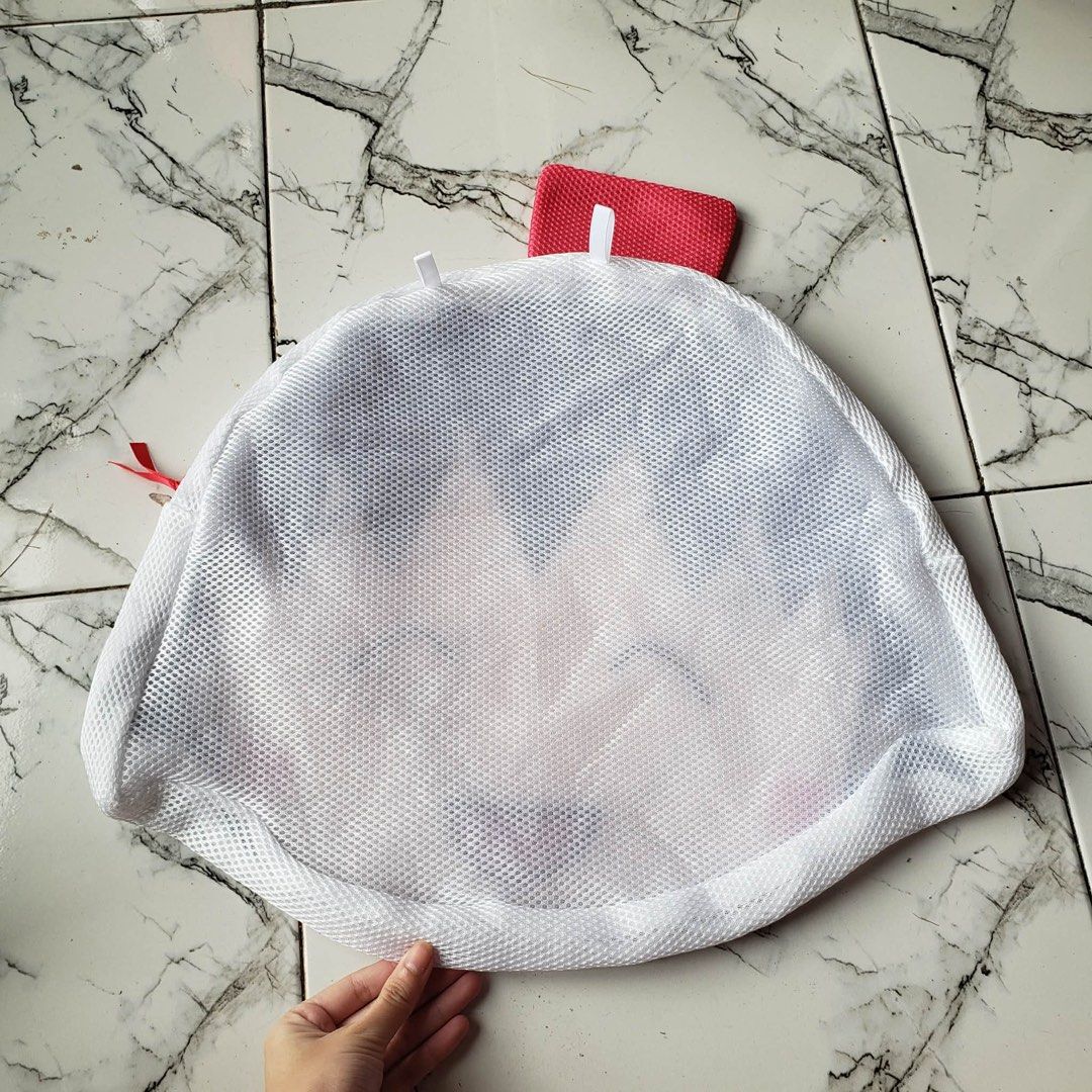 Maruko chan net laundry bag (Category: Everything Else Others) located in Manila. Submitted by muimee30 (Listing ID 1462394408, Image 3). Description: .