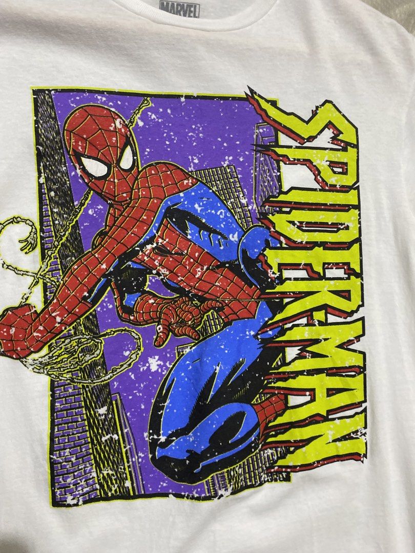 Marvel Spider-Man Graphic T-Shirt (Category: Tshirts & Polo Shirts ) located in Davao. Submitted by chazethrift (Listing ID 1462351248, Image 2). Description: - White Marvel T-shirt - Features a cool Spider-Man graphic print (Spidey swinging through the city) - Made from 100% cotton - Size: Medium - Ideal for any Marvel fan.