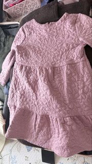 (Category: ) located in . Submitted by banyakbetulbaju (Listing ID 1462283496, Image 1). Description: .