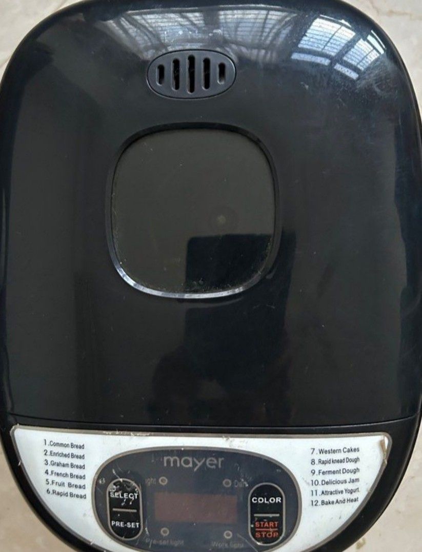 Mayer Breadmaker (Category: Breadmakers) located in Singapore. Submitted by mewell (Listing ID 1462304974, Image 1). Description: Not working For repair.