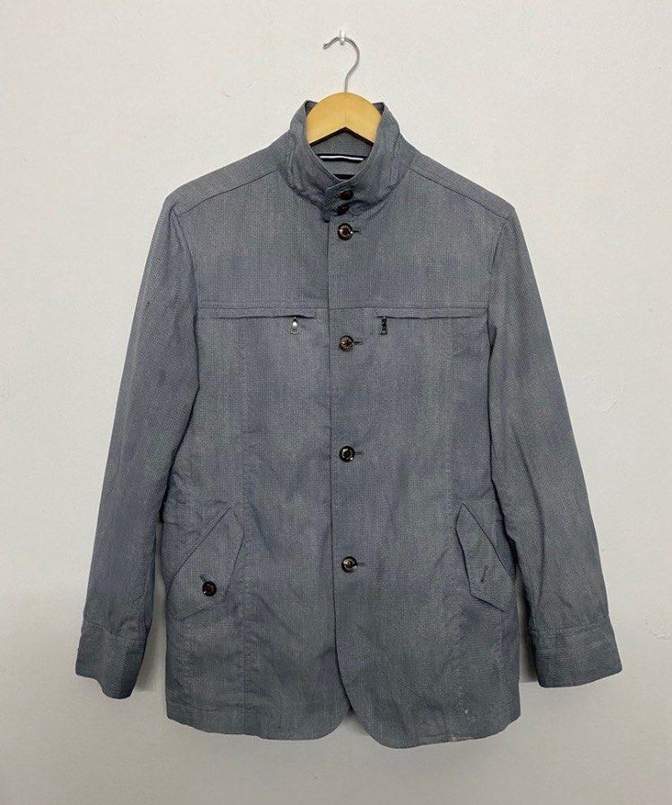 McGregor Jacket (Category: Coats, Jackets and Outerwear) located in Selayang. Submitted by selam_offer_jackpot (Listing ID 1462298911, Image 1). Description: Pit 21.5 Labuh 29 Postage Dfod.