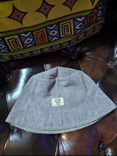 (Category: ) located in . Submitted by WardrobeUnggul (Listing ID 1462407417, Image 1). Description: .