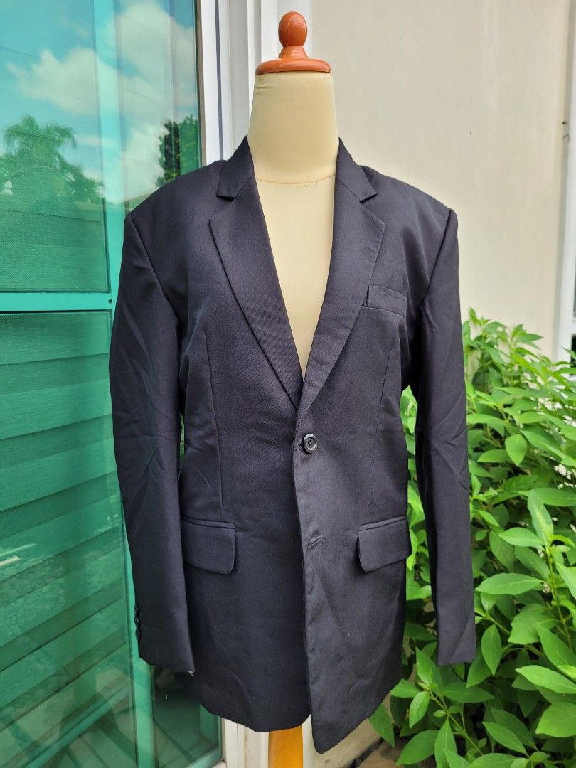 Men's Black Suit Blazer (Category: Coats, Jackets and Outerwear) located in Muntinlupa City. Submitted by havilahph (Listing ID 1462270947, Image 1). Description: Men's suit jacket great for prom, weddings, and other formal events! Shoulder measures approx. 17 inches, while length of suit is around 27 inches. See measurements in photos!.