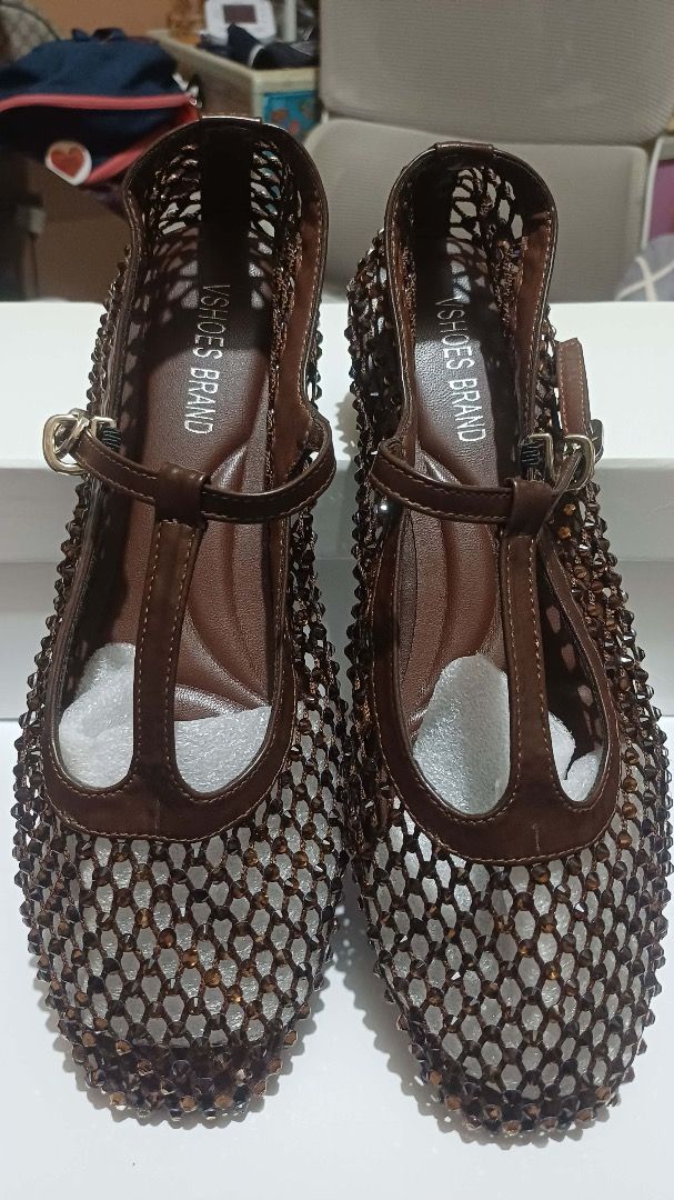 Mesh flats (Category: Flats & Sandals) located in Caloocan City. Submitted by betchas (Listing ID 1462411378, Image 1). Description: MESH FLATS MADE IN BKK THAILAND Size 37 23.5 cm.