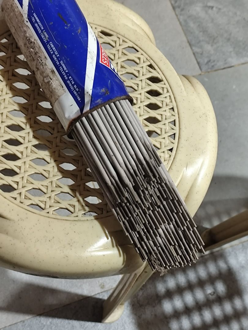 Metrode Stainless Steel Welding Rods / Electrodes (Category: Construction Tools & Equipment) located in Batangas. Submitted by ricksbir (Listing ID 1462333258, Image 1). Description: ‼️UPDATE: Approx. 15 kg na lang ang available ‼️ 💰 ₱250/kg ⚖️ Approx. 30 kg available 📦 Can buy per kilo or take all Please refer to photos for actual condition. 📍 Sta. Maria, Sto. Tomas, Batangas.