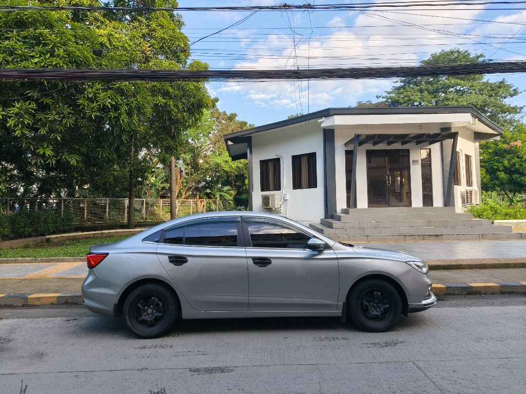 MG 5 (Category: Used Cars) located in Pasig City. Submitted by batusai007 (Listing ID 1462330099, Image 1). Description: DM me for more info and viewing schedule: ODO: 46k The 2022 MG 5 Core CVT (Core Plus) is a compact/subcompact-class sedan powered by a 1.5L naturally aspirated engine producing 112–114 hp and paired with a CVT.Engine & PerformanceEngine: 1.5L inline-4 gasoline (1,498 cc, DOHC)Horsepower: 112–114 hp @ 6,000 rpmTorque: 150 Nm @ 4