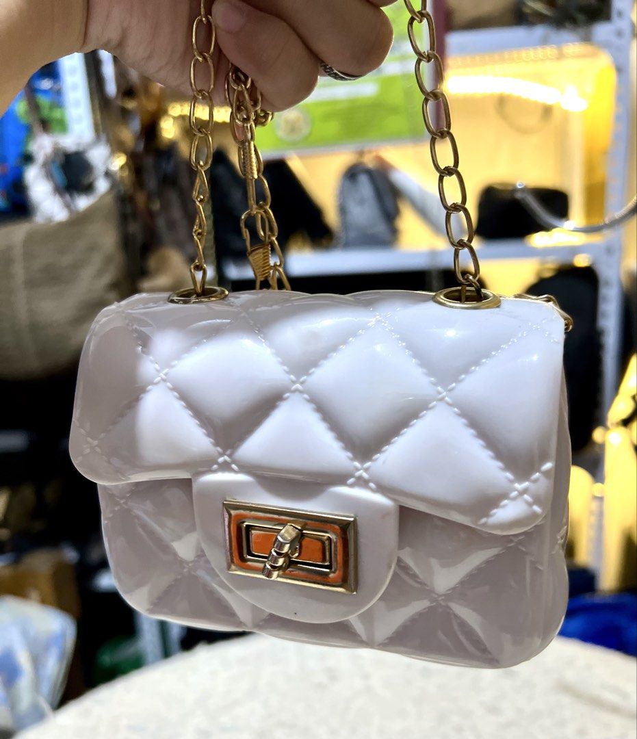 Micro Quilted Sling Bag (Category: Cross-body Bags) located in Rizal. Submitted by babamamanyingonlineshop (Listing ID 1462275249, Image 1). Description: .