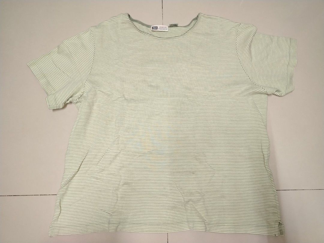 (mid size) pastel green stripe tshirt (Category: Shirts) located in Quezon City. Submitted by mistyforestph (Listing ID 1462350182, Image 1). Description: - no issues - stretchable meetup: novaliches bayan shipping: j&t or lalamove mop: gcash or bank transfer (strictly no COD).