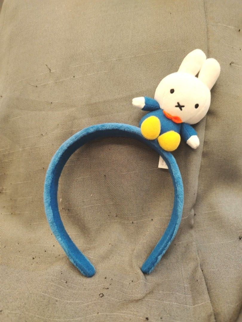 Miffy Plushie Headband (Category: Hair Accessories) located in San Fernando. Submitted by jpmarketplace2023 (Listing ID 1462364240, Image 1). Description: 💚 All items are authentic from Japan. 💛 MOP: GCash (❌️ GCash Protect) 🩵 MOD: LBC only (❌️ S. Checkout, COD, COP) 💙 Meet-up: Vista Mall, San Fernando, Pampanga 💜 All items are on-hand. 🧡 First to pay gets the item first. ❤️ Breakable items are packed with care and caution. Seller will not 
