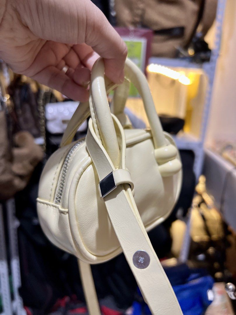 Milky Leather Micro Sling Bag (Category: Cross-body Bags) located in Rizal. Submitted by babamamanyingonlineshop (Listing ID 1462275392, Image 2). Description: .